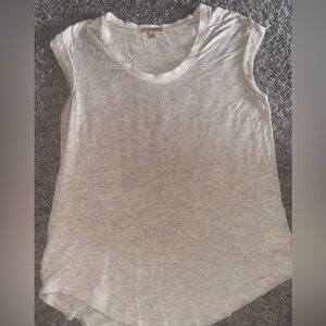 Bordeaux size large tan short sleeve tshirt